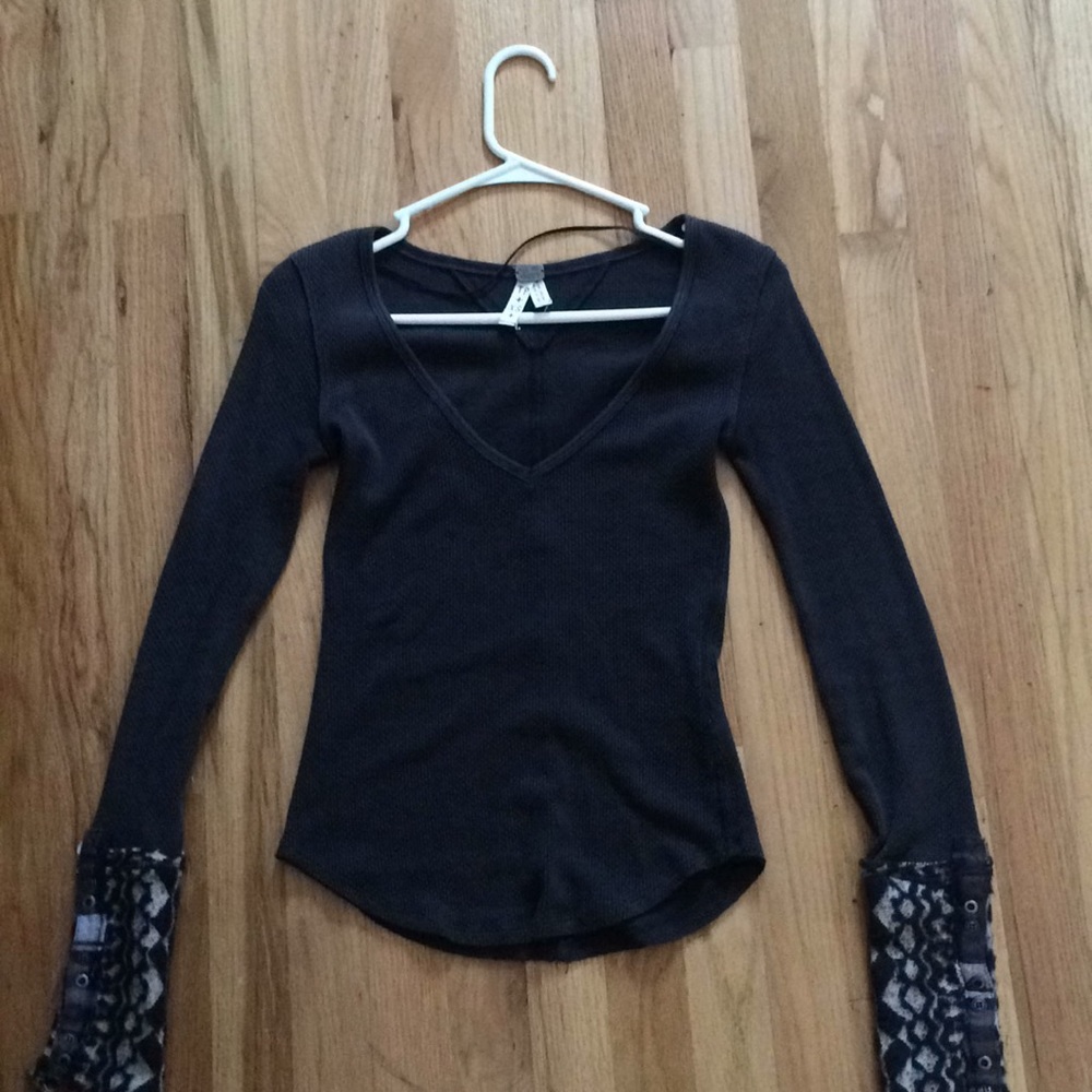 Free people. *RARE*  Black long sleeve top.